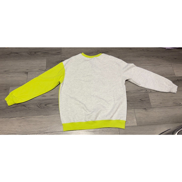 Dr. Seuss How The Grinch Stole Christmas Unique Size M Women's Sweatshirt - Picture 3 of 4